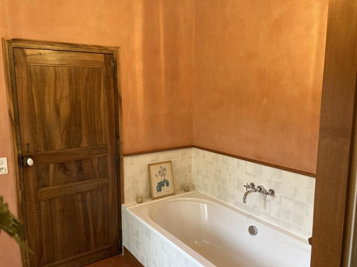 Image No.30-5 Bed House for sale