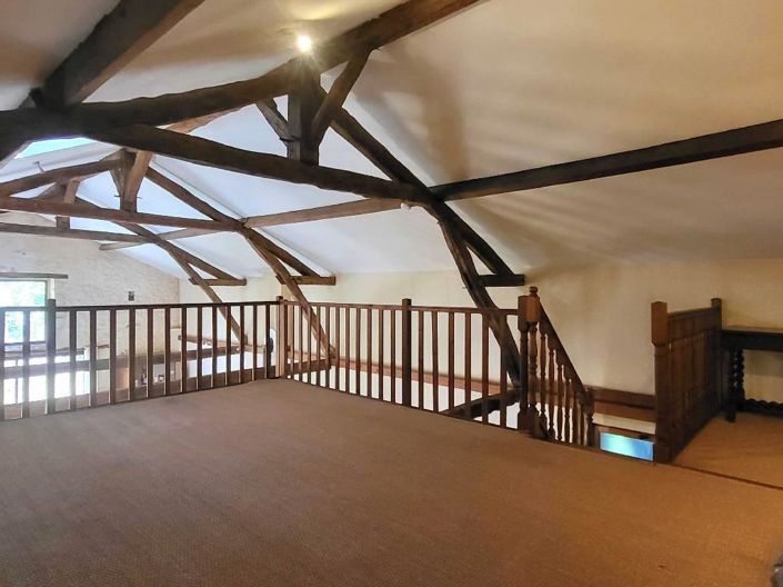 Image No.8-3 Bed House for sale