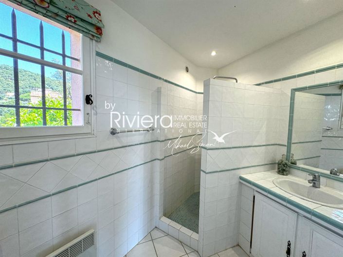 Image No.21-5 Bed House for sale