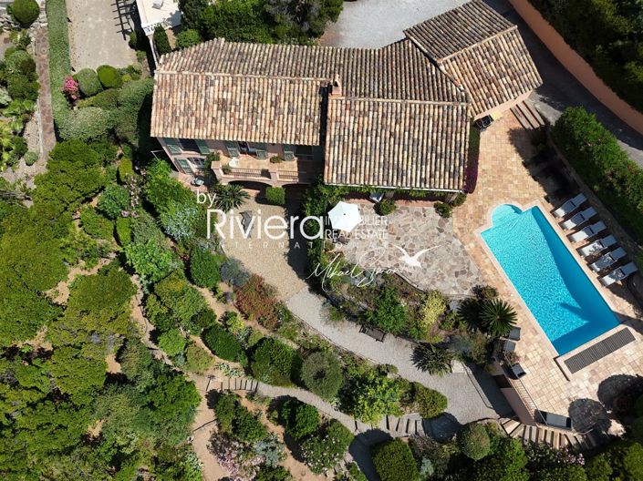 Image No.4-5 Bed House for sale