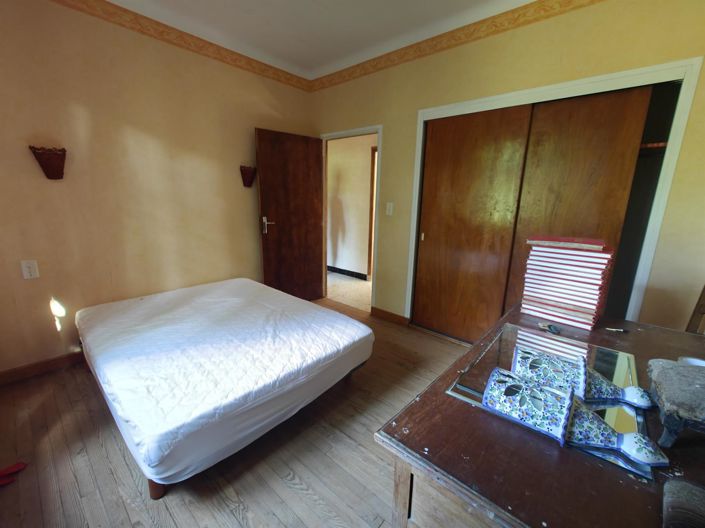 Image No.22-4 Bed House for sale