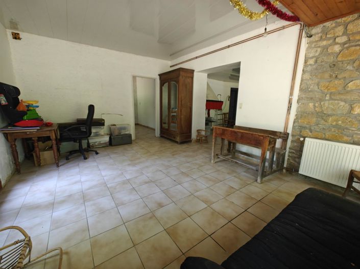 Image No.26-4 Bed House for sale