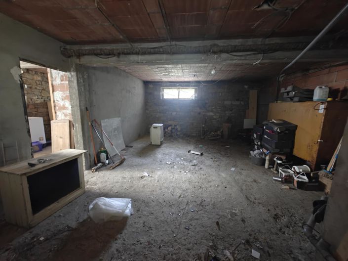 Image No.28-4 Bed House for sale