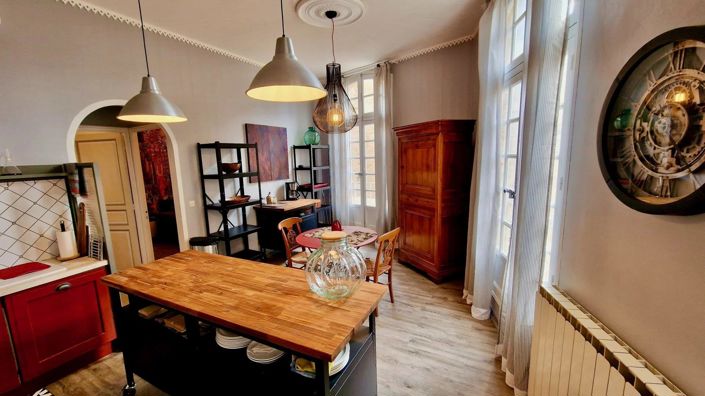 Image No.21-5 Bed Apartment for sale