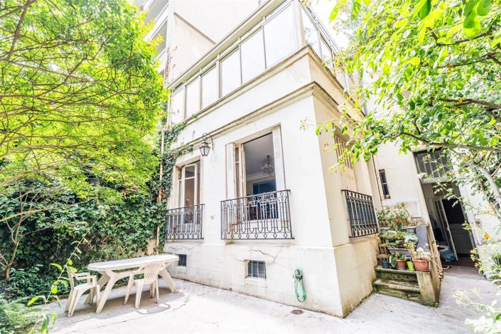 Image No.19-5 Bed House for sale