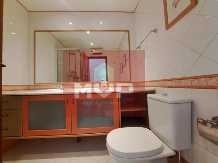 Image No.5-5 Bed Apartment for sale