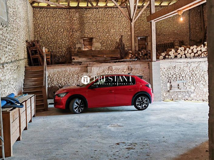 Image No.6-4 Bed Property for sale