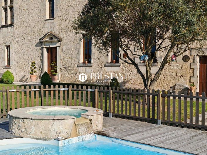 Image No.7-4 Bed Property for sale