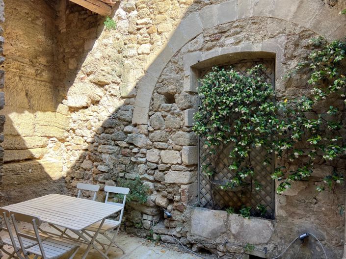 Image No.12-3 Bed House for sale