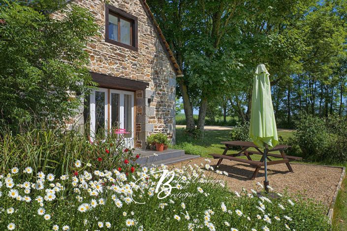 Image No.11-10 Bed Property for sale