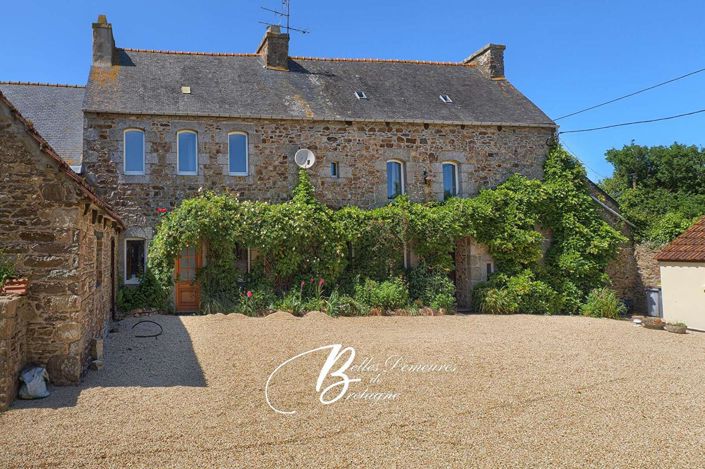 Image No.3-10 Bed Property for sale