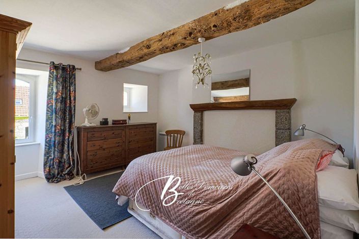 Image No.9-10 Bed Property for sale