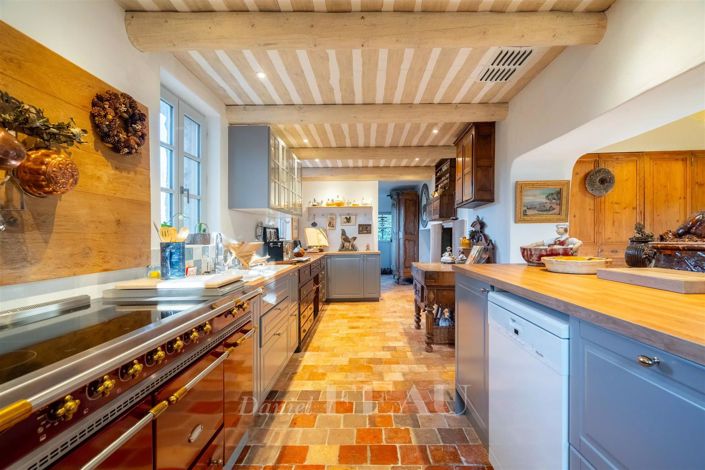 Image No.12-3 Bed House for sale