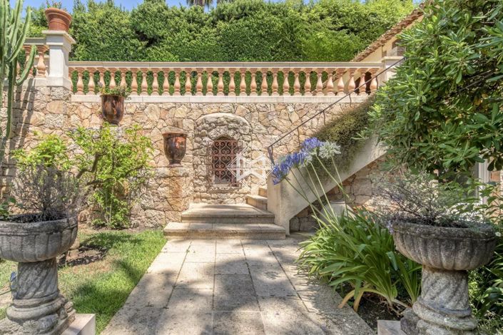 Image No.10-4 Bed House for sale