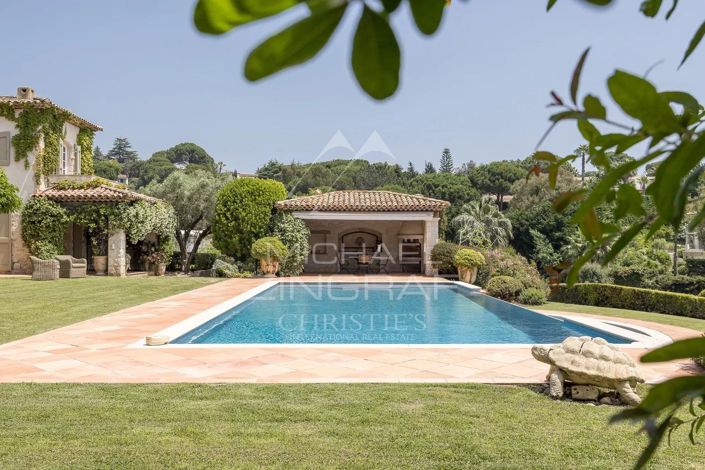 Image No.4-8 Bed House for sale