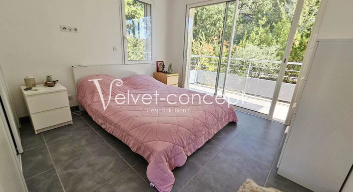 Image No.4-3 Bed House for sale