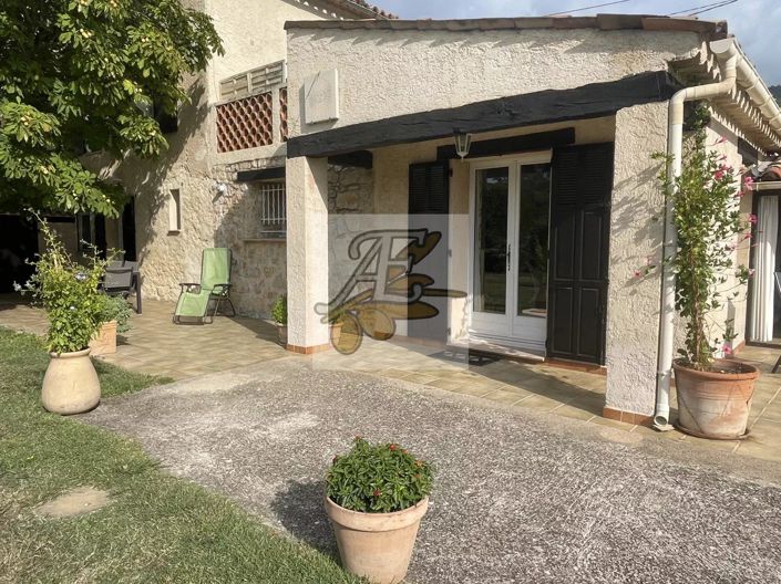 Image No.17-4 Bed House for sale