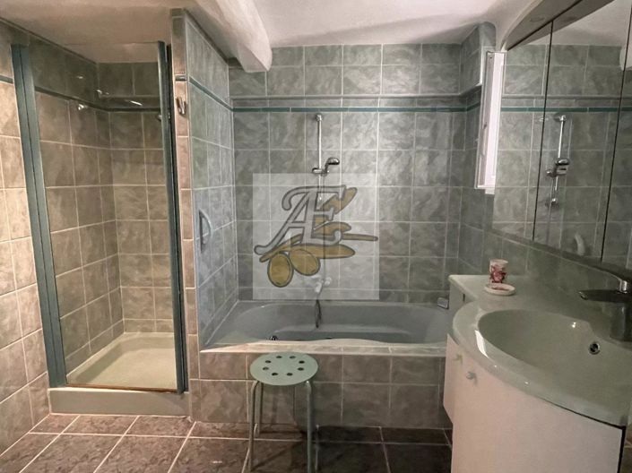 Image No.34-4 Bed House for sale