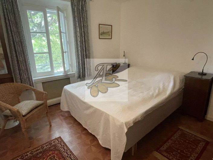 Image No.40-4 Bed House for sale