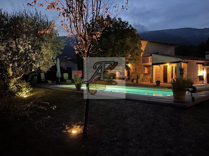 Image No.9-4 Bed House for sale