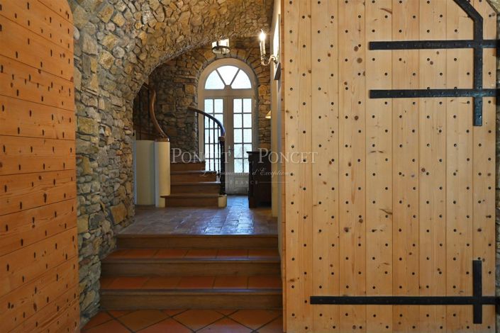 Image No.10-10 Bed House for sale