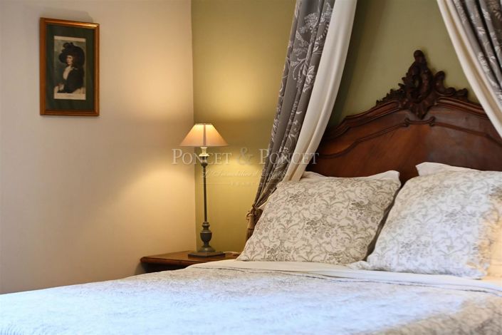 Image No.19-10 Bed House for sale