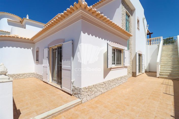 Image No.19-3 Bed House for sale