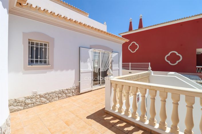 Image No.23-3 Bed House for sale