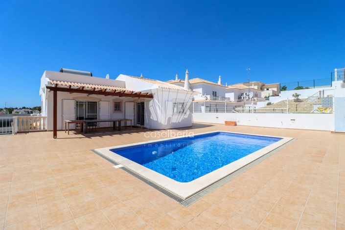 Image No.8-3 Bed House for sale