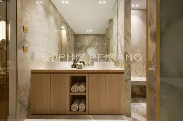 Image No.10-3 Bed Apartment for sale