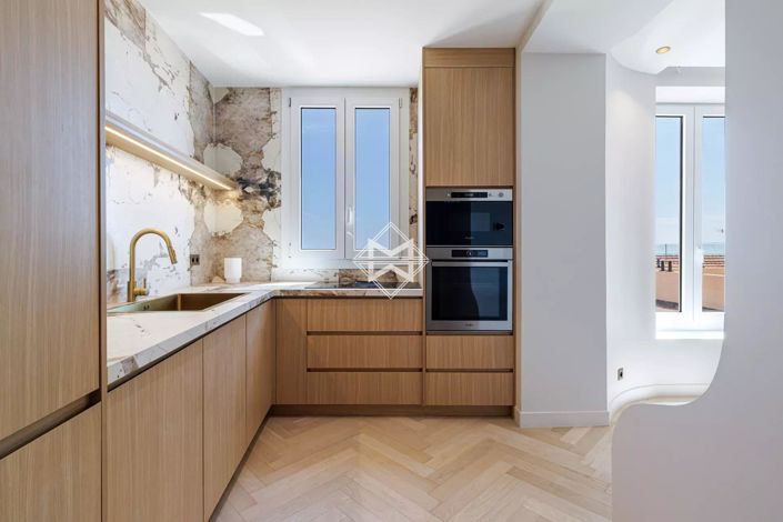 Image No.7-3 Bed House for sale