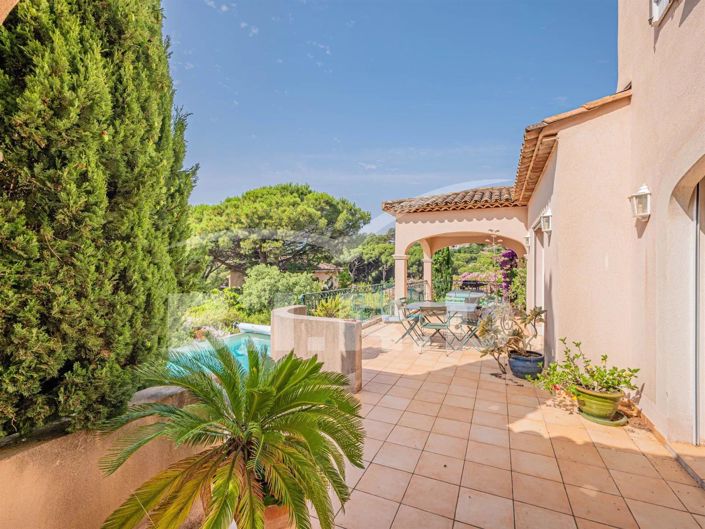 Image No.5-4 Bed House for sale