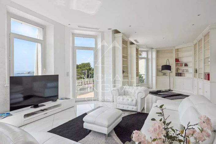 Image No.7-3 Bed House for sale