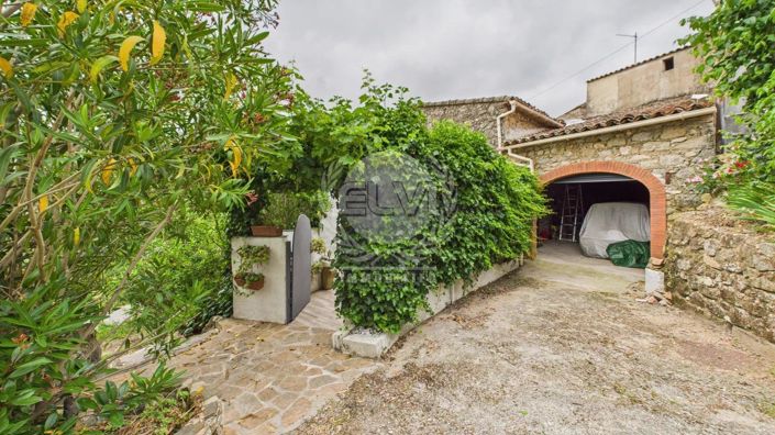 Image No.15-3 Bed House for sale