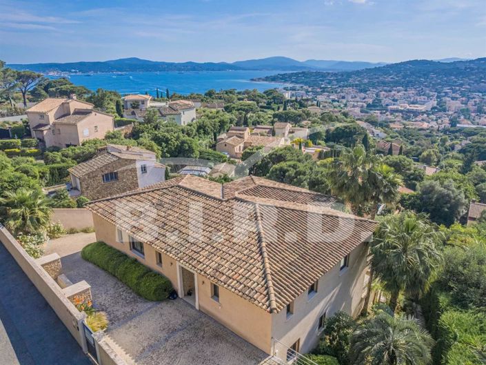 Image No.3-5 Bed House for sale