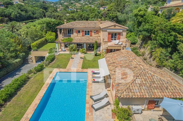 Image No.3-5 Bed House for sale