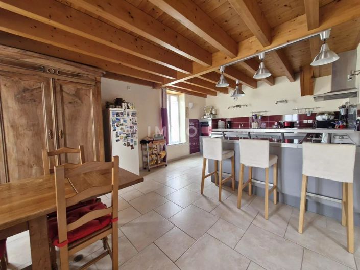 Image No.16-4 Bed House for sale