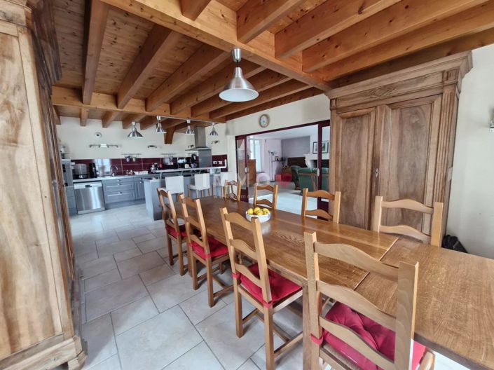 Image No.4-4 Bed House for sale