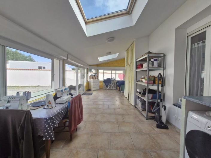 Image No.7-4 Bed House for sale