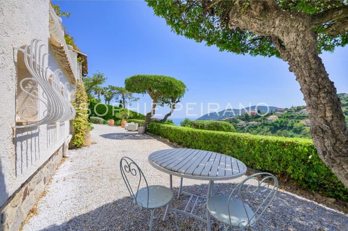 Image No.10-5 Bed House for sale