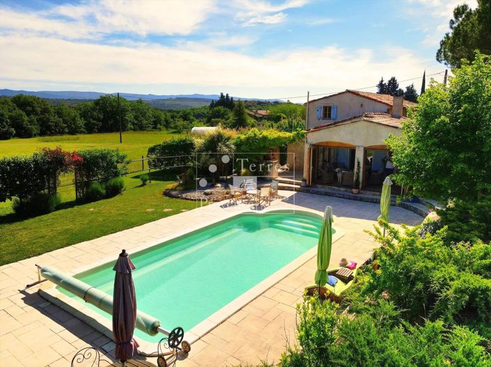 Image No.8-4 Bed House for sale