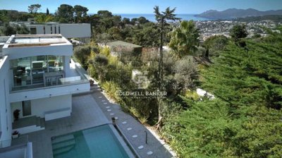 1 - Le Cannet, House