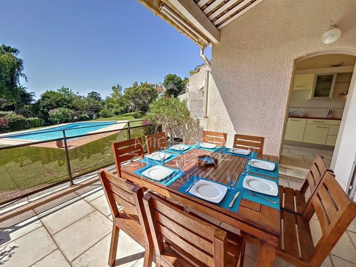 Image No.2-5 Bed House for sale