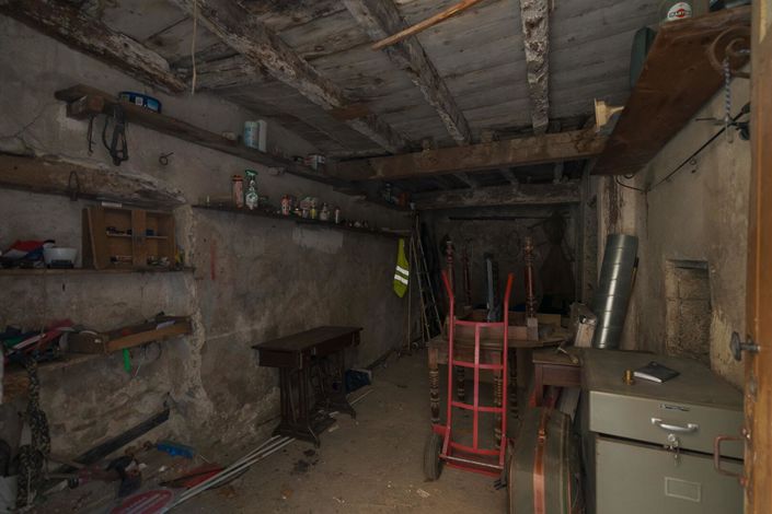 Image No.17-3 Bed House for sale