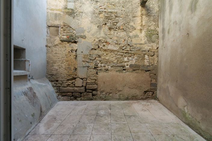 Image No.6-3 Bed House for sale