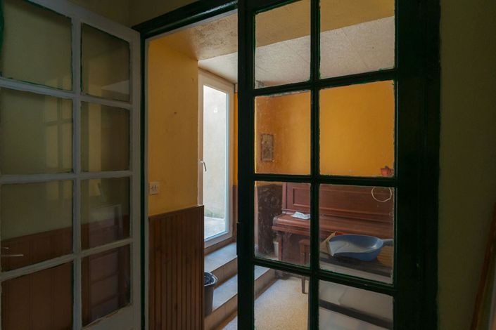 Image No.9-3 Bed House for sale