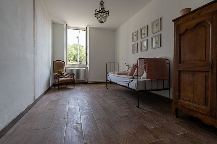 Image No.13-5 Bed House for sale