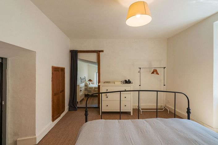 Image No.12-4 Bed House for sale