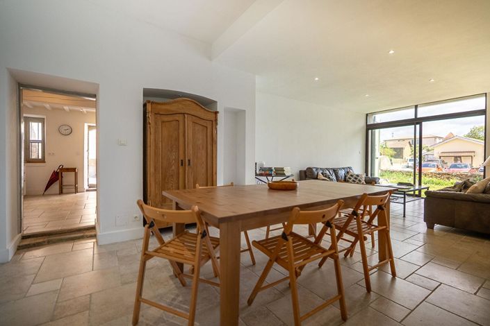 Image No.9-4 Bed House for sale