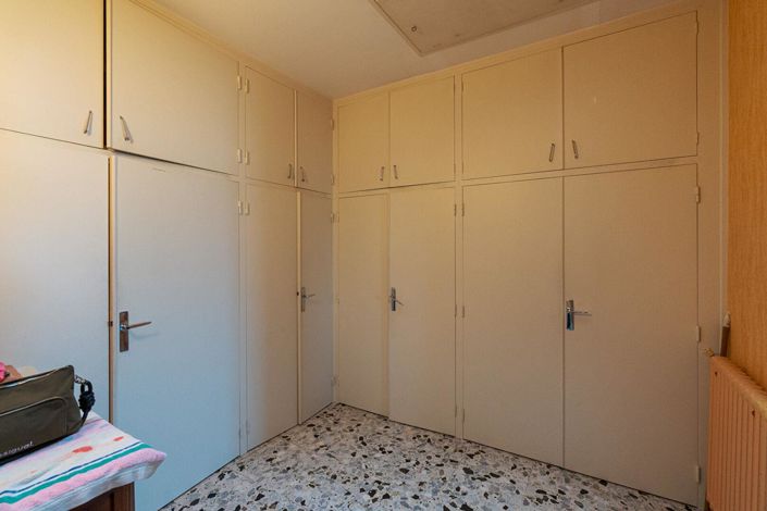 Image No.13-4 Bed House for sale